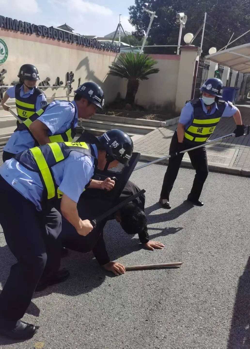 落实安全工作要求，筑牢安全防线